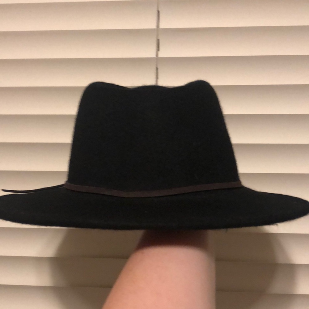 black hat - Picture 3 of 4